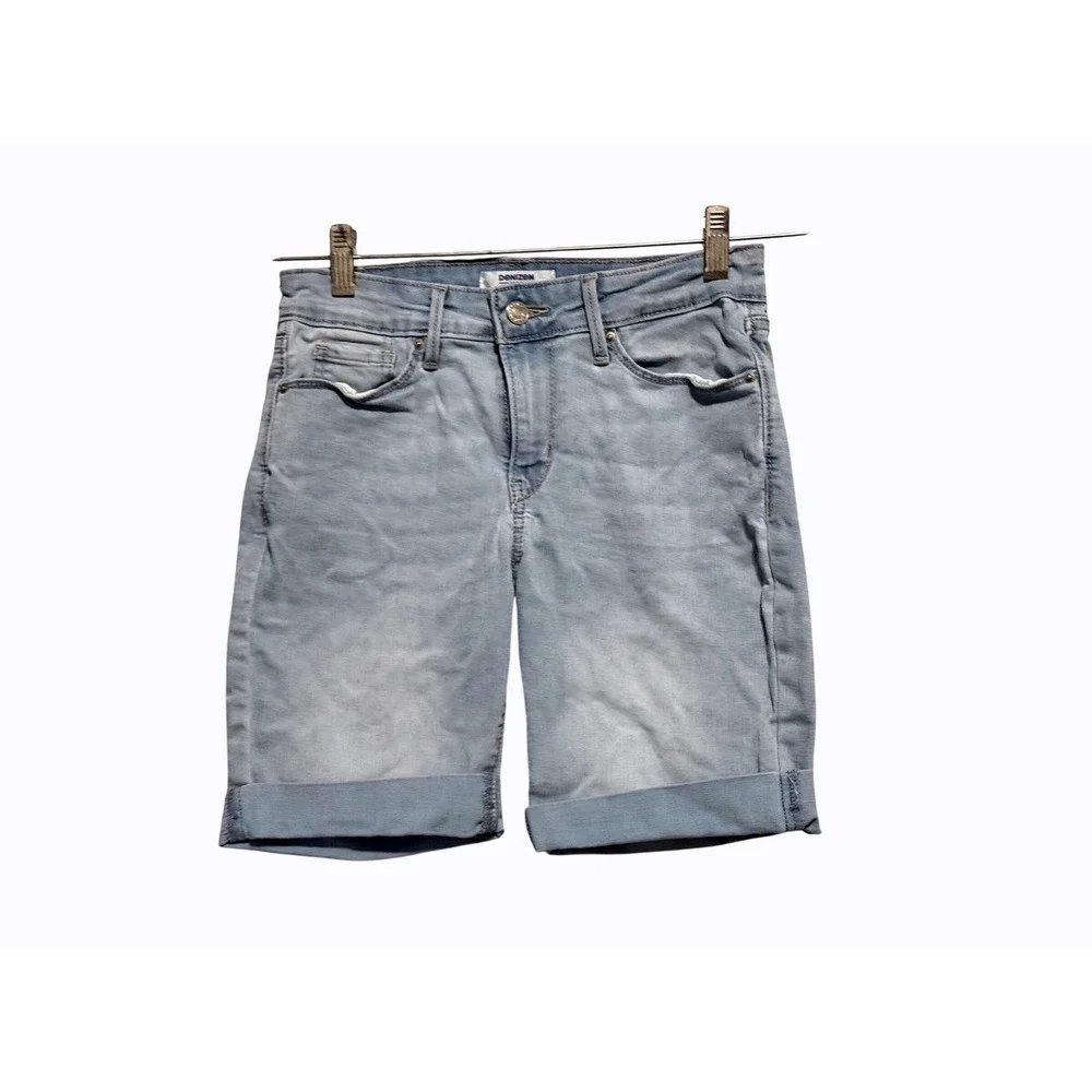 Denizen‎ from Levi's Womens Light Wash Bermuda Denim Shorts Cuffed Blue Sz 2/26
